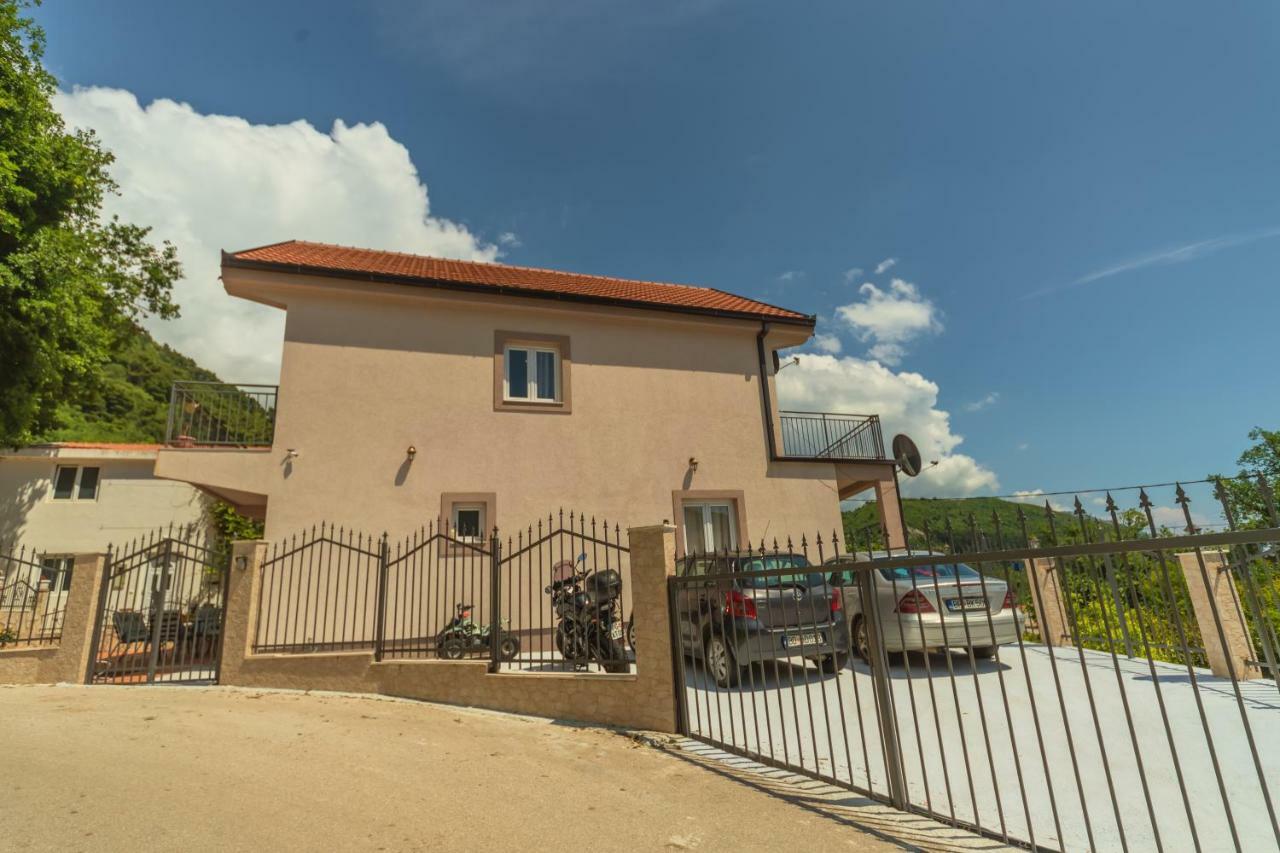 Villa Sunny Hill Будва Екстер'єр фото